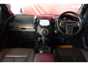 Isuzu D-Max 3.0 CAB-4 (ปี 2018 ) Vcross MAX Z-Prestige Pickup AT รูปที่ 4