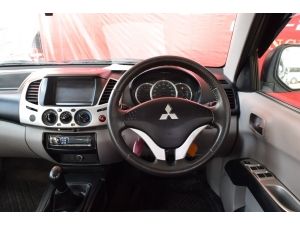 Mitsubishi Triton 2.4 DOUBLE CAB (ปี 2013 ) PLUS CNG Pickup MT รูปที่ 4