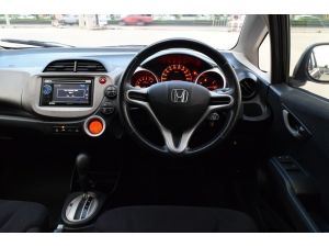 Honda Jazz (ปี 2014) JP 1.5 AT รูปที่ 4