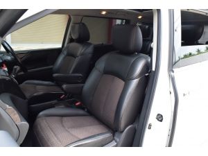 Nissan Elgrand 2.5 (ปี 2011) High-Way Star รูปที่ 4