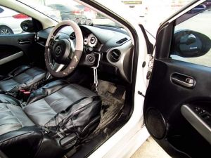 MAZDA2 SPORT 1.5 2553 รูปที่ 4