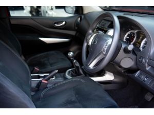 2018 Nissan NP 300 Navara 2.5 KING CAB Calibre E Black Edition Pickup MT รูปที่ 4