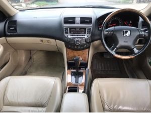 2004 HONDA ACCORD 3.0v TOP SUNROOF 179000 รูปที่ 4