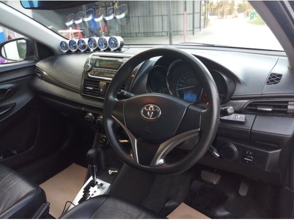 TOYOTA VIOS 1.5E เกียร์ออโต้มือเดียวป้ายแดง รูปที่ 4