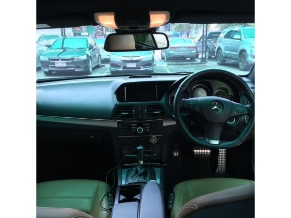 รถบ้านใช้เอง E200 Coupe W207 AMG สีดำ หลังคาแก้ว เบาะอุ่น ตัว top ปี 2011 ติดระบบดู tv digital ได้ เบาะน้ำตาลหายากไม่เก่า 1.25 ล้าน รูปที่ 4