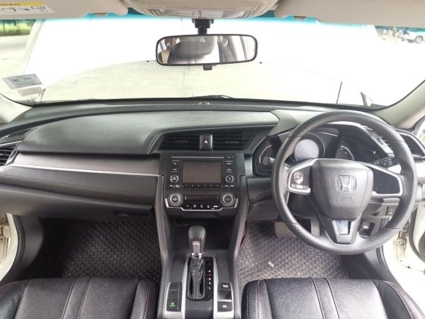 2016 Honda Civic 1.8 E รูปที่ 4