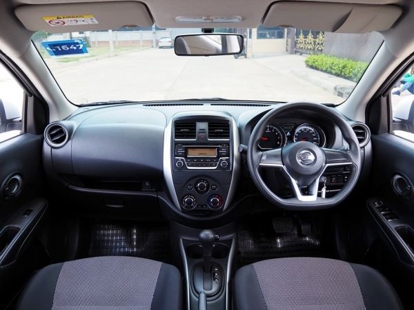 NISSAN ALMERA 1.2 E (MNC) ปี 2019 เกียร์ AUTO สภาพนางฟ้า ราคา 309,000 บาท รูปที่ 4