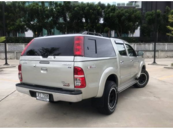 Toyota Vigo 4DR 3.0 VN Turbo AT 2012 รูปที่ 4