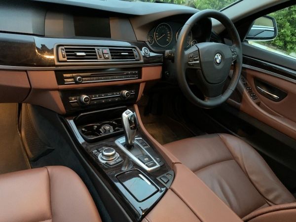 Bmw series5 520d f10 รูปที่ 4