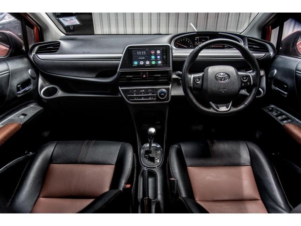2018 Toyota Sienta 1.5 V รูปที่ 4