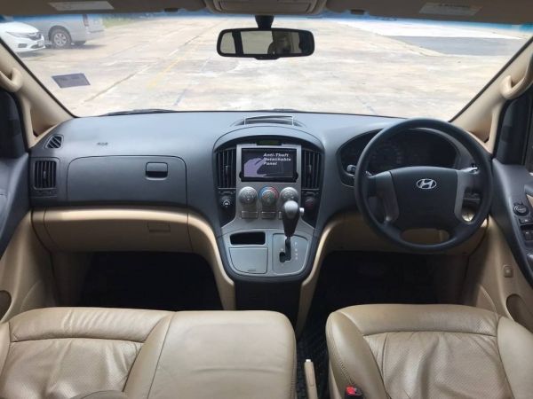 Hyundai H1 Maesto Deluxe 2.5 AT 2009จด2010 รูปที่ 4