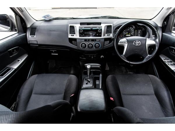 2015 Toyota Vigo Doublecab 2.5 E Prerunner รูปที่ 4