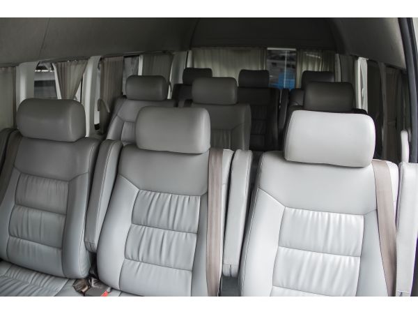 2012 Toyota Hiace 2.5 COMMUTER (ปี 05-16) D4D Van รูปที่ 4