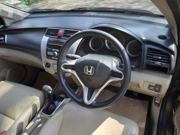 CITY ปี 2011 รุ่น V I vtec A/T (รอง TOP) เจ้าของขายเอง ใช้มือเดียวไม่ได้เปลี่ยนมือ ราคา 250,000 บาท รูปที่ 4