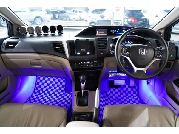 HONDA CIVIC FB 1.8 E AT ปี 2012 รถบ้านแท้ ชื่อบุคคล รถสวยกริ๊ป รูปที่ 4