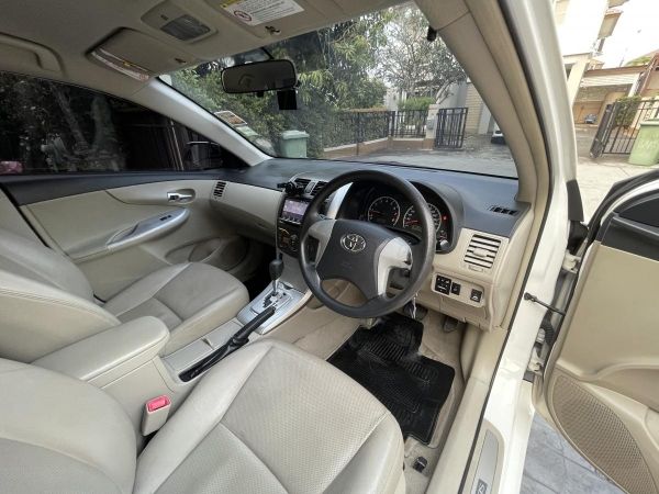 toyota ALtis 1.8E 2012 รูปที่ 4