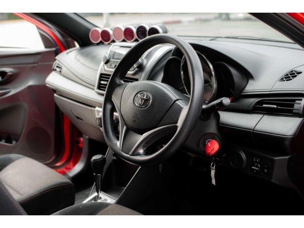 Toyota Yaris 1.2E Hatchback 2013 รูปที่ 4