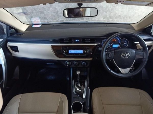 TOYOTA COROLLA ALTIS 1.6G ปี 2016 สีบรอนซ์เงิน รูปที่ 4