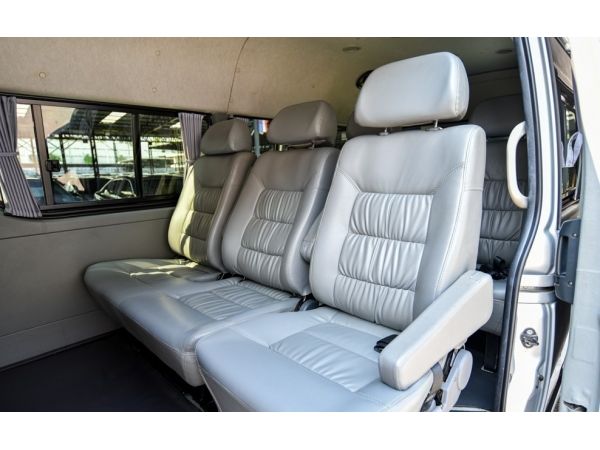 C1139 2013 Toyota Commuter 2.5 D4D VIP รูปที่ 4