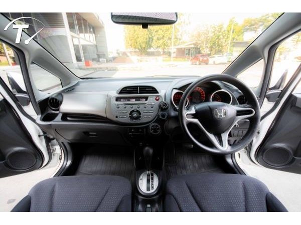 2010 HONDA JAZZ, 1.5 i-VTEC S (AS) โฉม ปี08-14 รูปที่ 4