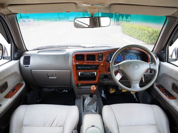 TOYOTA SPORT CRUISER 2.5 E D4D ปี 2003 เกียร์MANUAL สวยจัด1ใน100 รูปที่ 4