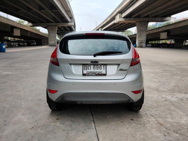 Ford Fiesta 1.6 Trend Hatchback Auto รูปที่ 4