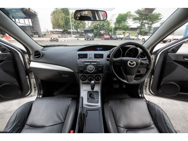 2012 Mazda 3 (โฉม 11-14) 1.6 Spirit A/T สีขาว รูปที่ 4