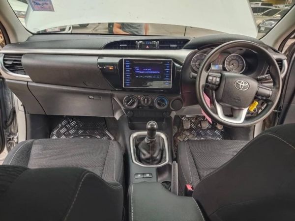 ฟรีดาวน์ Toyota Hilux Revo 2.4 E Smartcab MT  2015 รูปที่ 4