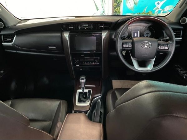 Toyota Fortuner 2.4V 2WD SUV AT 2016 รูปที่ 4