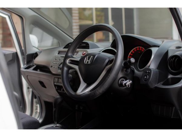 Honda Jazz 1.5S i-VTEC Hatchback AT2010 รูปที่ 4