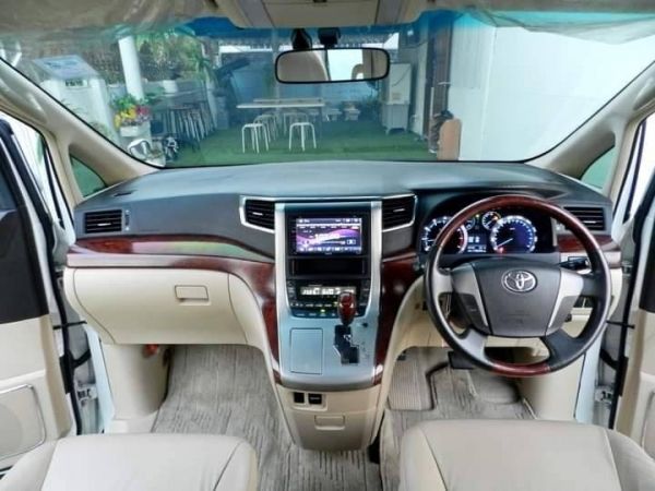 TOYOTA ALPHARD 2.4V ออโต้ ตัวท็อปสุด VIP มิกกี้เม้าส์  ปี10 รูปที่ 4