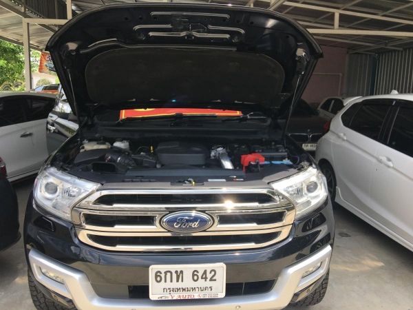 Ford Everest 2.2 ปี 2016 2WD  AT สีดำ เจ้าของเดียว ไม่ชน ไม่จม ไมล์ แท้ เช็คศูนย์ รูปที่ 1