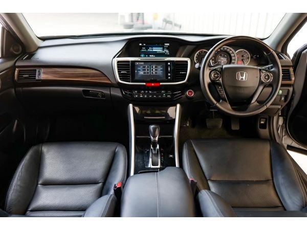 รถเก๋ง Honda Accord 2.0 E ปี16 C3510 รูปที่ 4