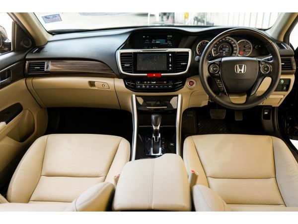 รถเก๋ง Honda Accord 2.0 E ปี18 C874 รูปที่ 4