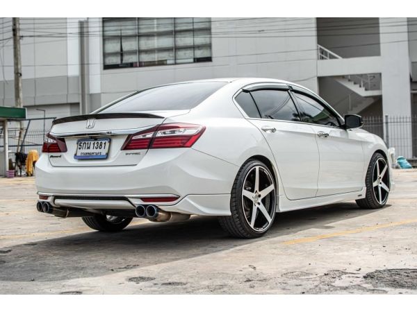 Honda  Accord 2.0 EL เบนซิน 2016 รูปที่ 4