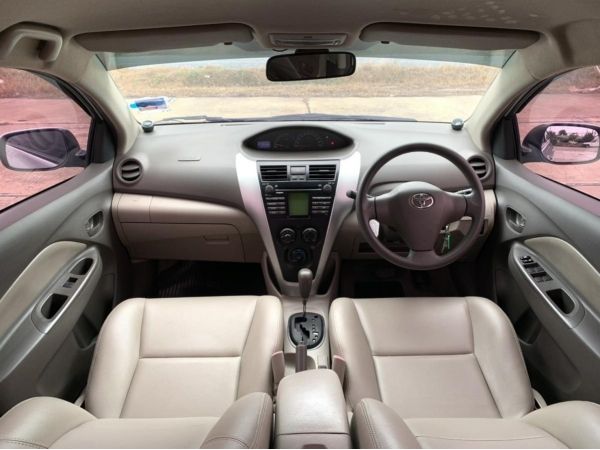 2011 TOYOTA VIOS 1.5E  AUTO สีเงิน รูปที่ 4