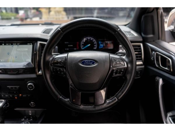 2019 Ford Everest 2.0  Titanium 4WD SUV รูปที่ 4