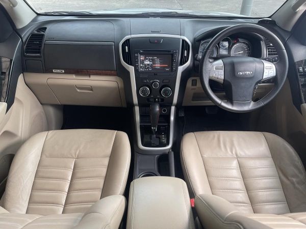 Isuzu Mu-X 1.9 Ddi (MNC) ออโต้ สีบรอนซ์เงิน ปี 17 รูปที่ 4