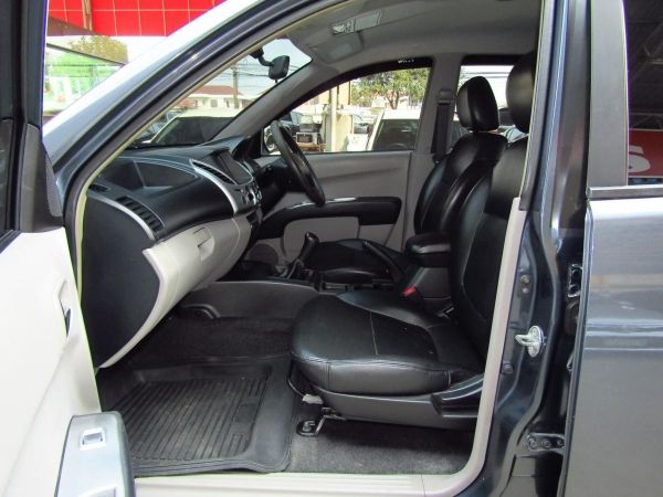 Mitsubishi triton 2.5 double cab ปี2011 ฟรีดาวน์ รูปที่ 4