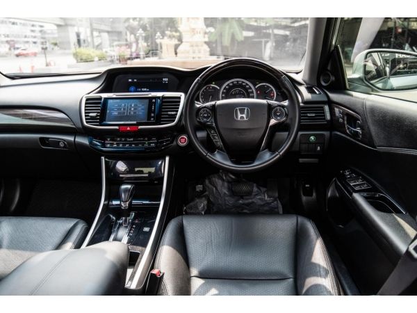 2017 Honda Accord 2.0  EL i-VTEC Sedan รูปที่ 4