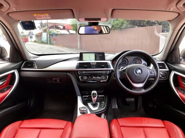2017 BMW SERIES 3 320i M SPORT รูปที่ 4