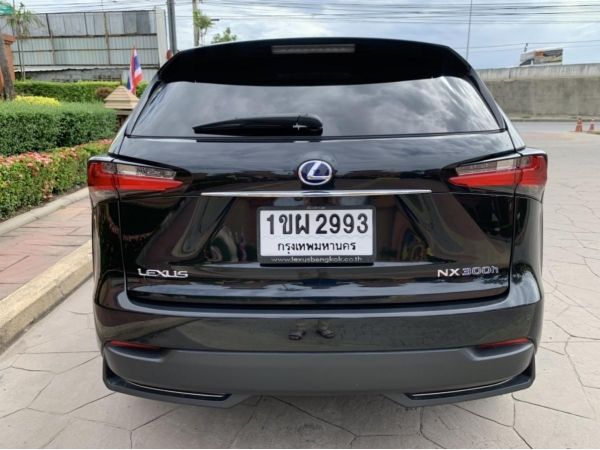 2016 LEXUS NX300h Luxury รูปที่ 4