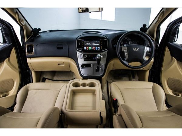 2019 HYUNDAI H-1 2.5 ELITE รูปที่ 4