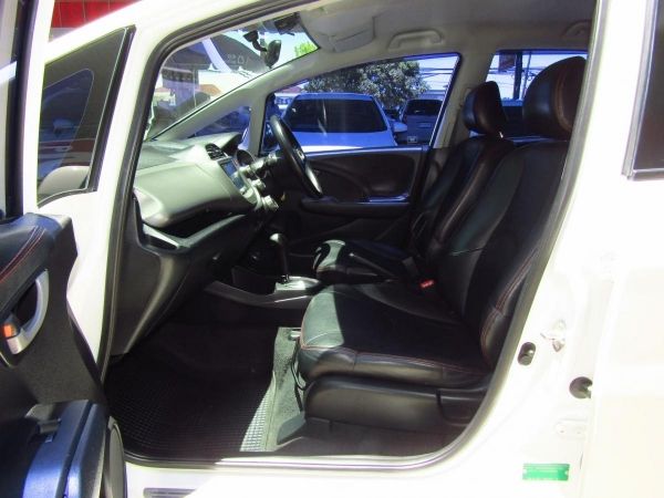 Honda Jazz 1.5S 2010/AT รูปที่ 4