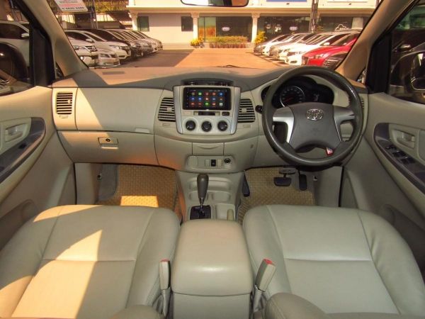 Toyota innova 2.0G 2012/AT รูปที่ 4