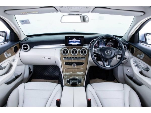 2015 MERCEDES-BENZ C180 รูปที่ 4