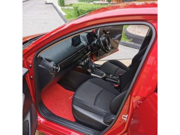2018 Mazda 2 1.3 High รถเก๋ง 5 ประตู รูปที่ 4