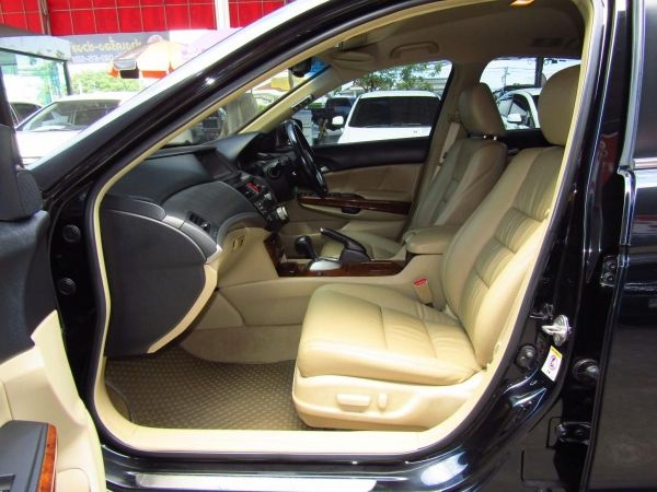 Honda accord 2.4EL Navi auto/2011 รูปที่ 4