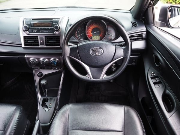 TOYOTA YARIS 1.2 J CVT  สภาพป้ายแดง รูปที่ 4