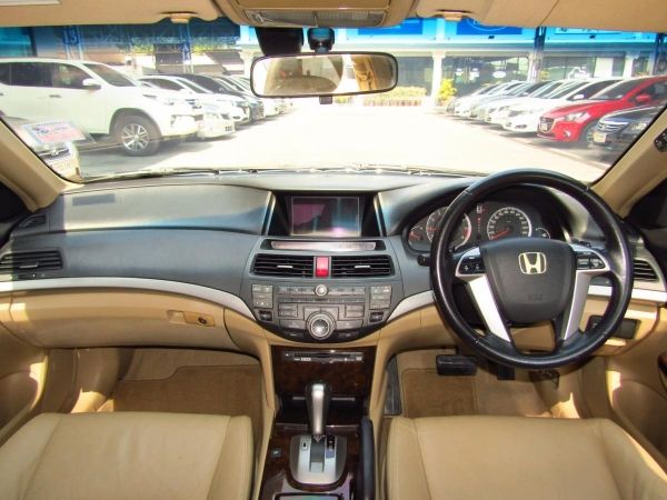 Honda accord 2.4EL Navi/sedan auto/2010 รูปที่ 4